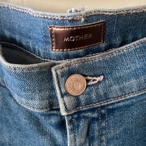 Stretch Denim/will stretch enough to fit a size 31